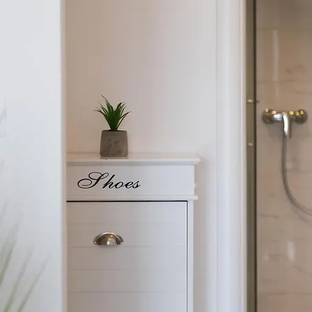 Luxury Three Bedrooms Silver Near Apartamento Poreč