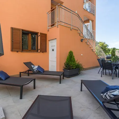 Luxury Three Bedrooms Silver Near Lejlighed *