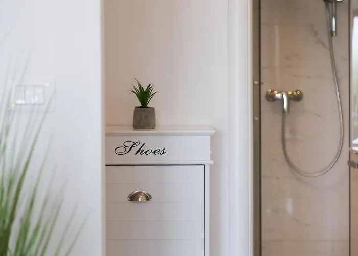 Luxury Three Bedrooms Silver Near Апартаменты Пореч