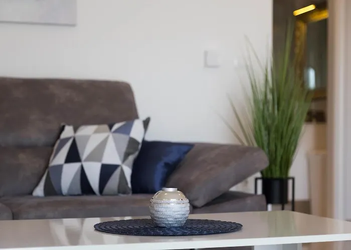 Luxury Three Bedrooms Silver Near Lejlighed *