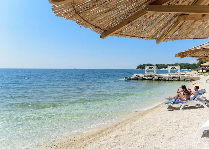 Luxury Three Bedrooms Silver Near