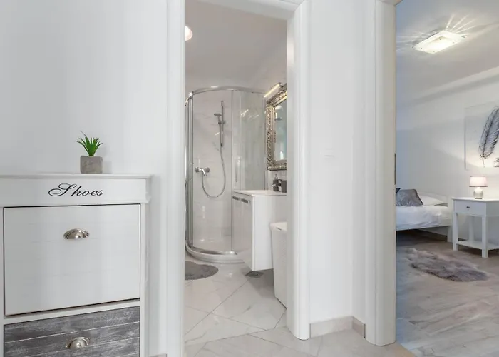 Luxury Three Bedrooms Silver Near Apartman *
